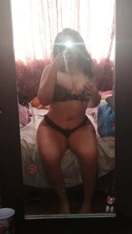 Foto di nudo di fuga di OnlyFans di Michlxvx