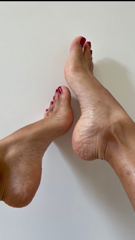 Foto di nudo di fuga di OnlyFans di Lucia
