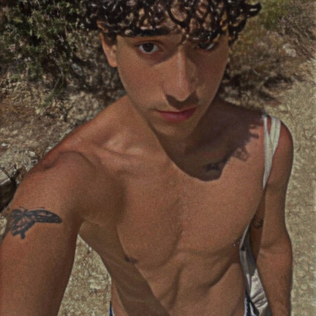 Foto di nudo di fuga di OnlyFans di Lucas