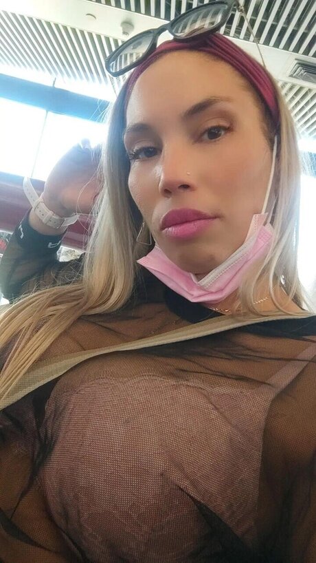 Foto di nudo di fuga di OnlyFans di Zaira Levis