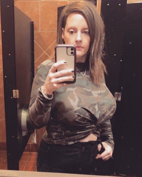 Foto di nudo di fuga di OnlyFans di Jojo