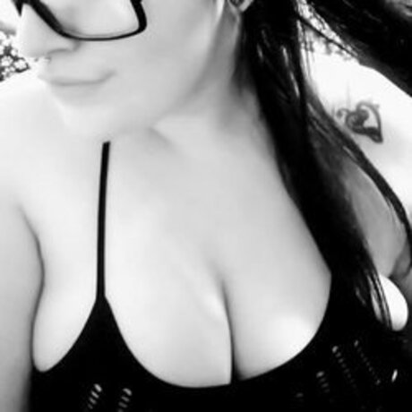 Foto di nudo di fuga di OnlyFans di Geekygoddessbri