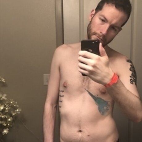 Foto di nudo di fuga di OnlyFans di Declan Hesson