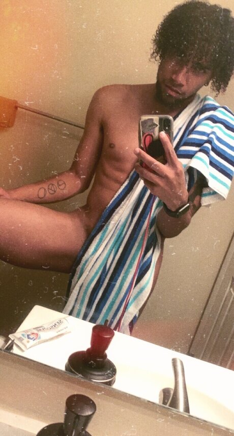 Foto di nudo di fuga di OnlyFans di Sweetbrown