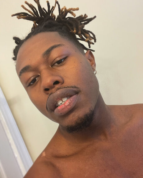 Foto di nudo di fuga di OnlyFans di Dawgg