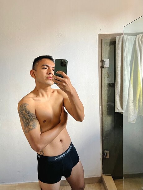 Foto di nudo di fuga di OnlyFans di Mateo G