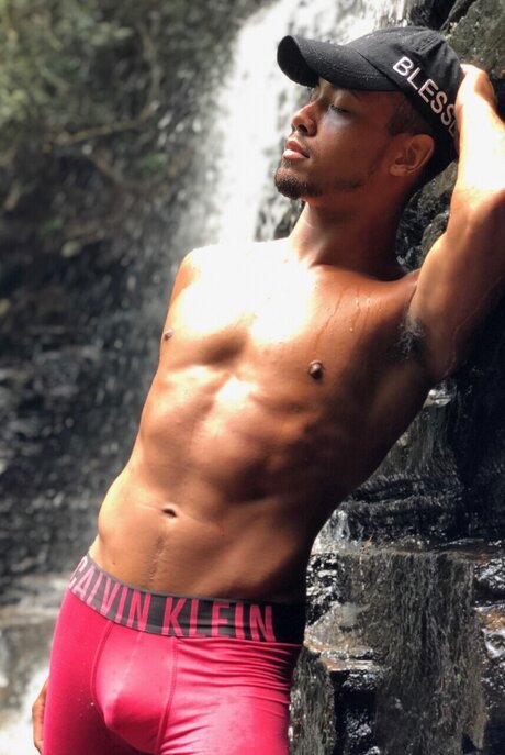 Foto di nudo di fuga di OnlyFans di Prprine