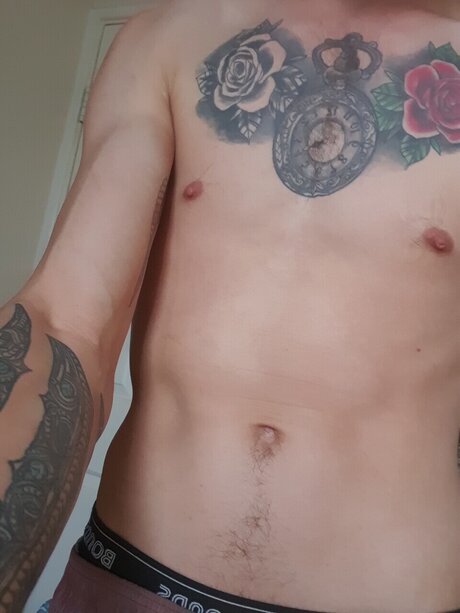 Foto di nudo di fuga di OnlyFans di Buxx