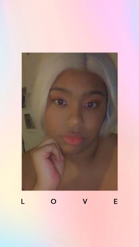 Foto di nudo di fuga di OnlyFans di Goddess Gold