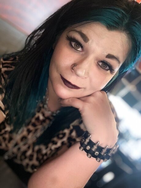 Foto di nudo di fuga di OnlyFans di Susansyn