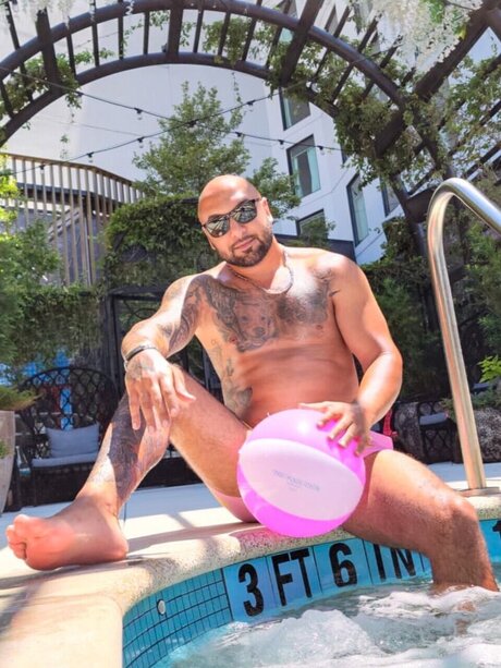 Foto di nudo di fuga di OnlyFans di Themotorcycleguy