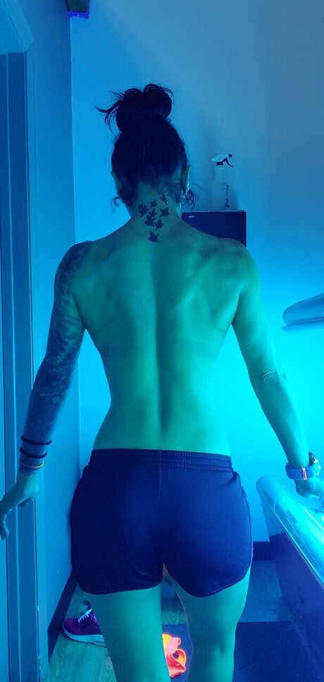 Foto di nudo di fuga di OnlyFans di Divinevixen