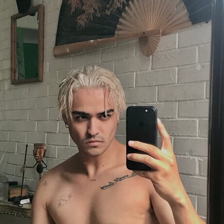 Foto di nudo di fuga di OnlyFans di Samuel Sanchez