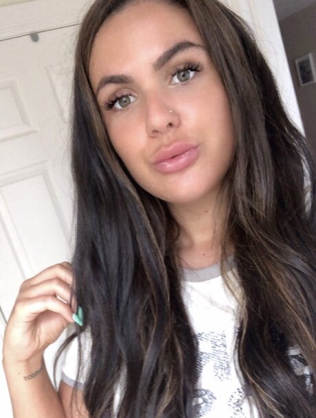 Foto di nudo di fuga di OnlyFans di Nicole