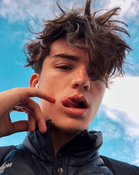 Foto di nudo di fuga di OnlyFans di Marcel
