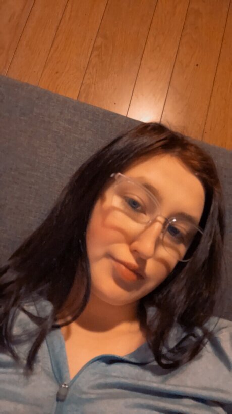 Foto di nudo di fuga di OnlyFans di Melony