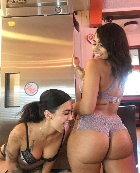 Foto di nudo di fuga di OnlyFans di Ashley