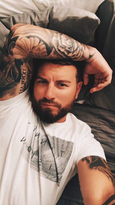 Foto di nudo di fuga di OnlyFans di S