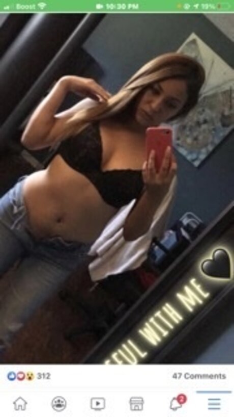 Foto di nudo di fuga di OnlyFans di Monique