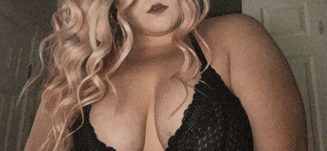 Foto di nudo di fuga di OnlyFans di Wellendowed