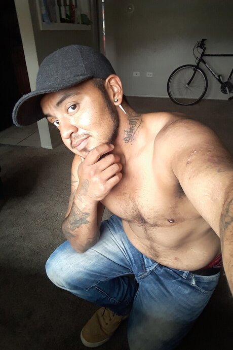 Foto di nudo di fuga di OnlyFans di Ftmaj89