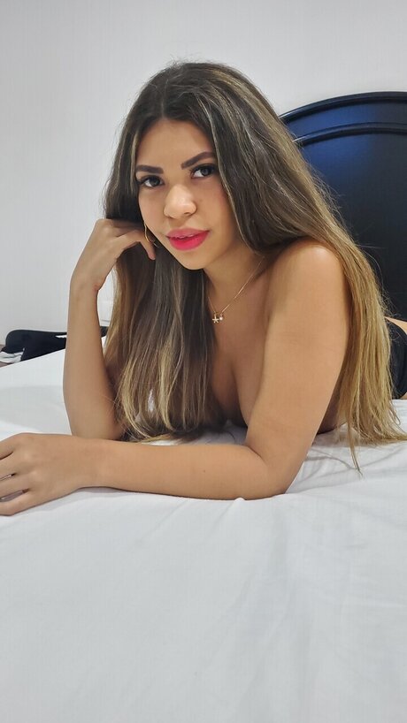 Foto di nudo di fuga di OnlyFans di Sweet Latina Beach