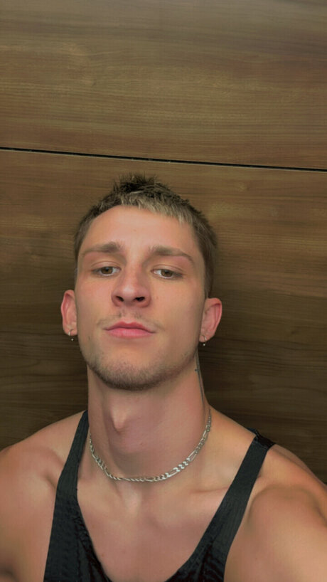 Foto di nudo di fuga di OnlyFans di Theo