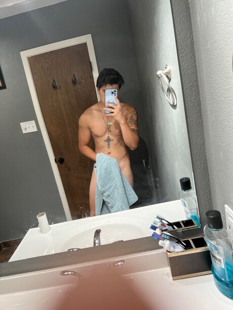 Foto di nudo di fuga di OnlyFans di Nando