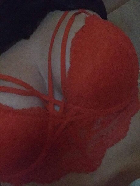 Foto di nudo di fuga di OnlyFans di Lolavirgin