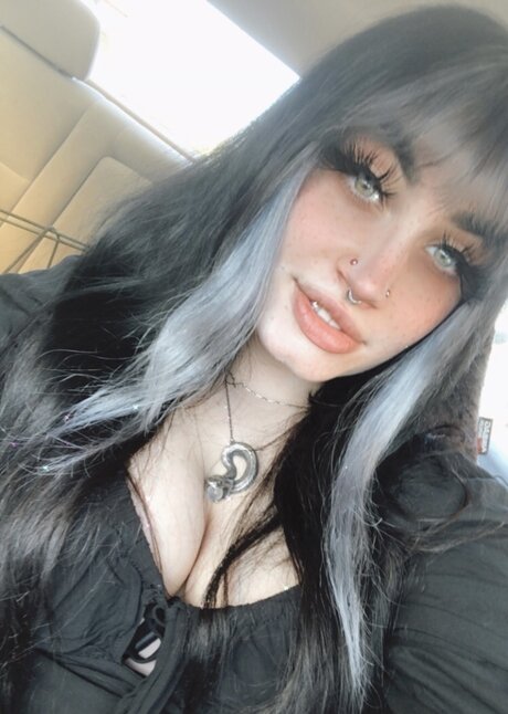 Foto di nudo di fuga di OnlyFans di Bloodandfire