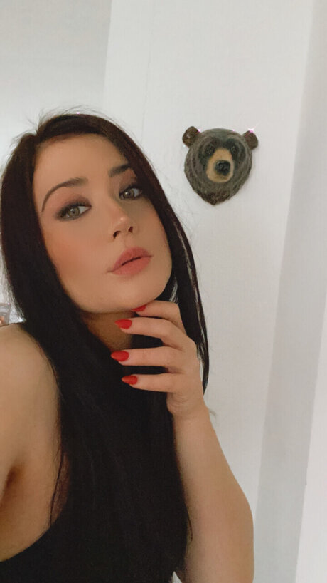 Foto di nudo di fuga di OnlyFans di Bear