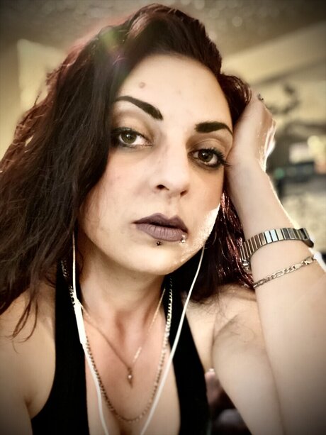 Foto di nudo di fuga di OnlyFans di Bella