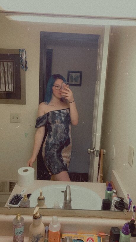 Foto di nudo di fuga di OnlyFans di Julybhabie