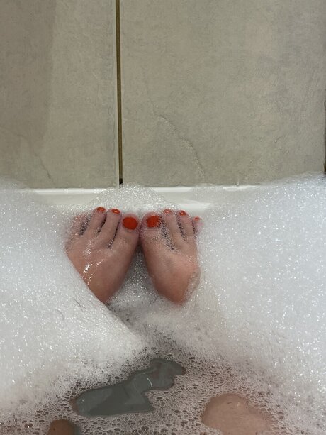 Foto di nudo di fuga di OnlyFans di Elly