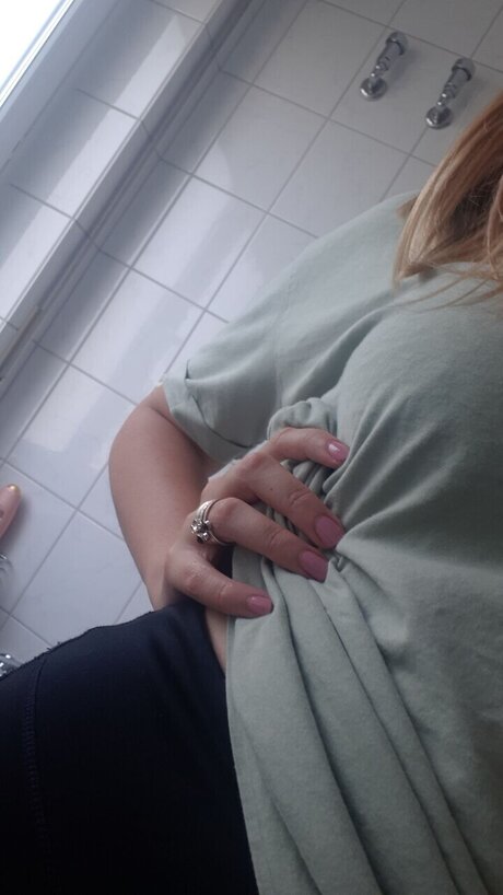 Foto di nudo di fuga di OnlyFans di Stella22m