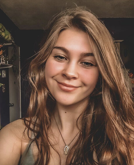 Foto di nudo di fuga di OnlyFans di Taylor