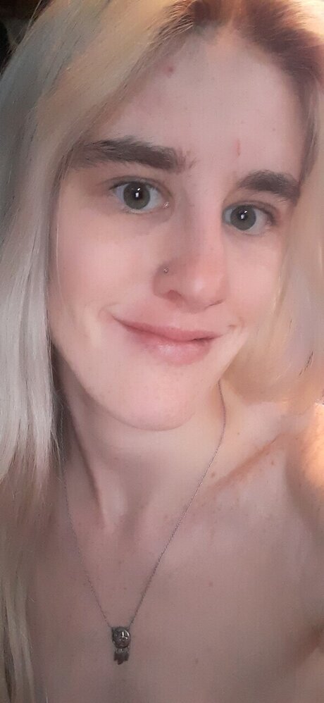 Foto di nudo di fuga di OnlyFans di Mckenzie