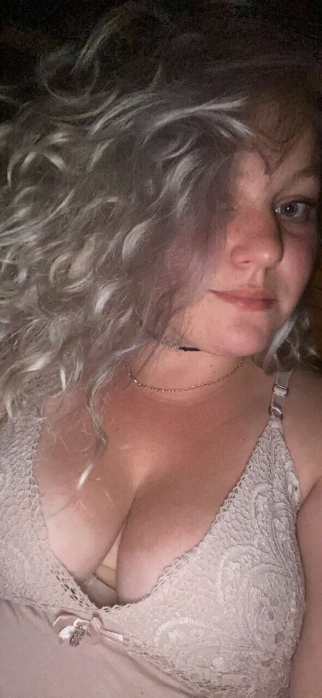 Foto di nudo di fuga di OnlyFans di Racheal