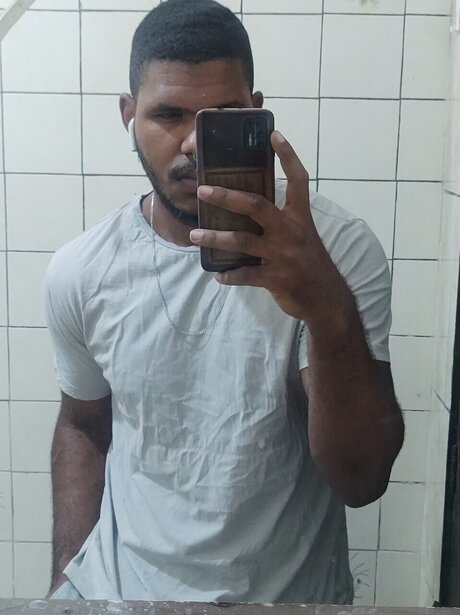 Foto di nudo di fuga di OnlyFans di Luiz Gustavo Da Silva Mendes Sousa