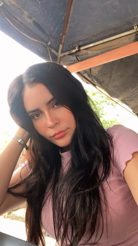 Foto di nudo di fuga di OnlyFans di Naimi Gards