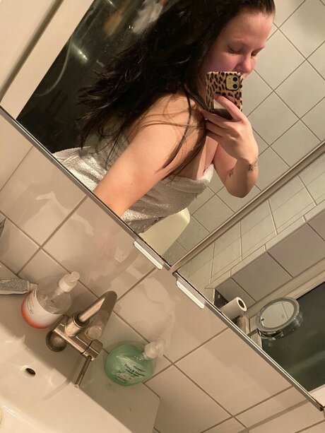 Foto di nudo di fuga di OnlyFans di Sophiex