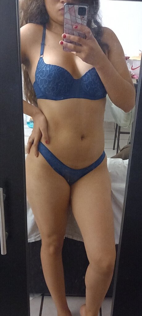 Foto di nudo di fuga di OnlyFans di Kass Carrillo
