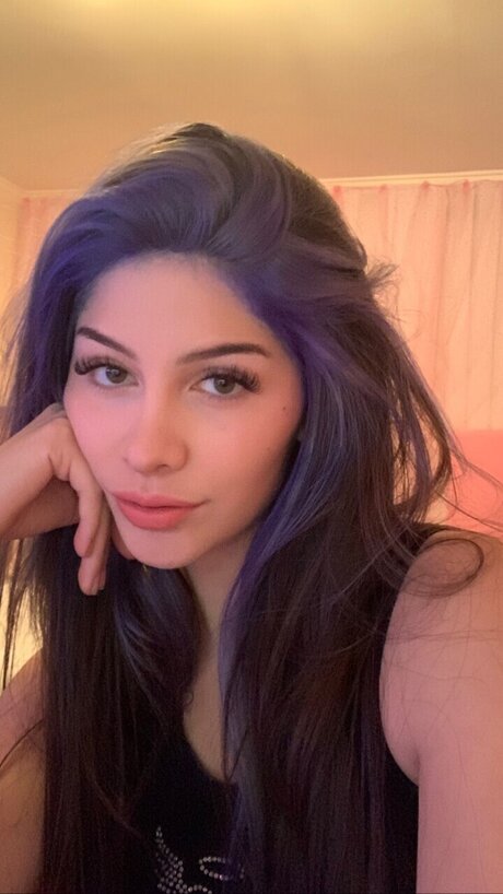 Foto di nudo di fuga di OnlyFans di Isidoralina