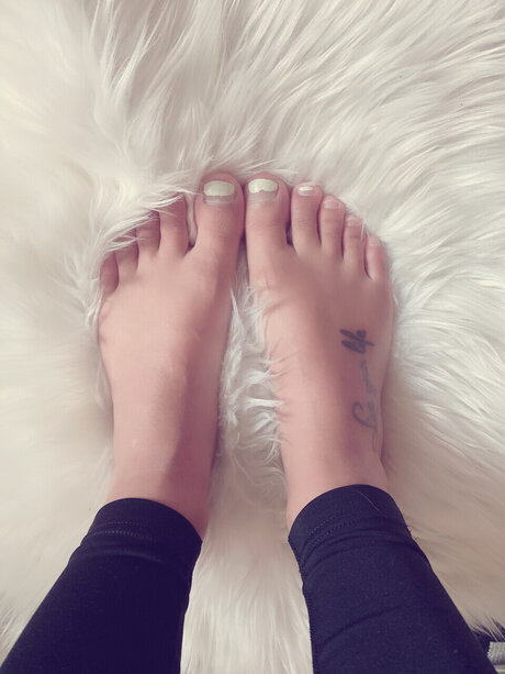 Foto di nudo di fuga di OnlyFans di Footish