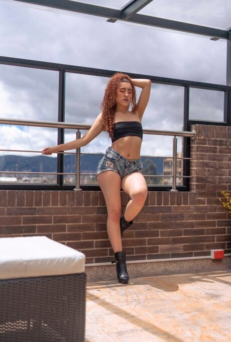 Foto di nudo di fuga di OnlyFans di Alejandra Pineda