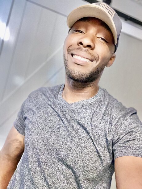 Foto di nudo di fuga di OnlyFans di The Darker Chocolate