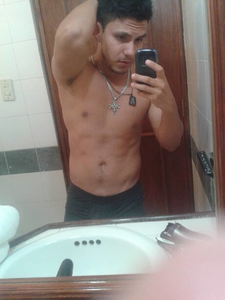 Foto di nudo di fuga di OnlyFans di Ismael Centeno