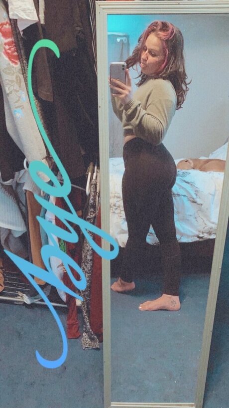 Foto di nudo di fuga di OnlyFans di Tattedmamax0