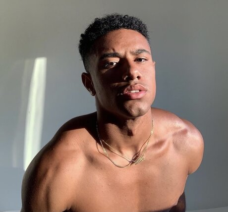 Foto di nudo di fuga di OnlyFans di Trey Zander