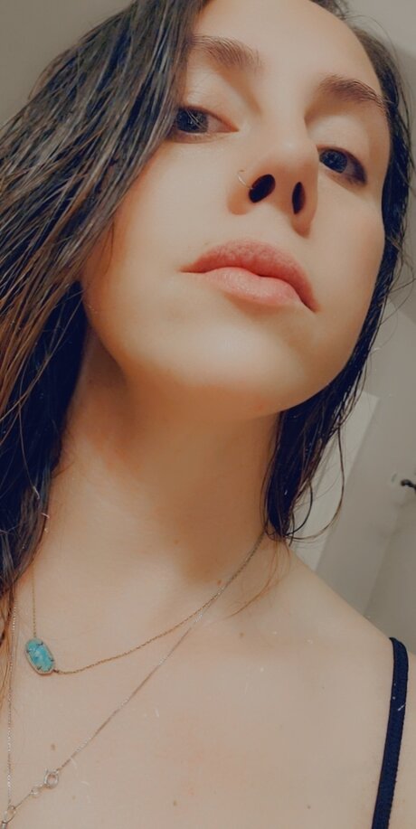 Foto di nudo di fuga di OnlyFans di Ashley